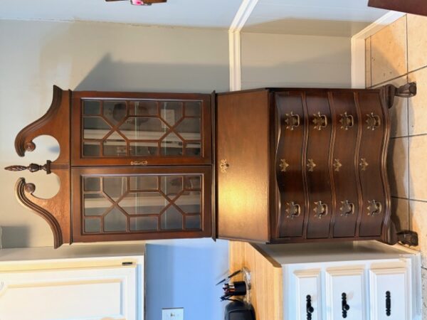 RV - TRUCK - SUV - FURNISHINGS - ANTIQUES