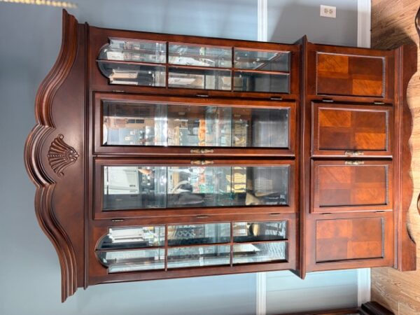 RV - TRUCK - SUV - FURNISHINGS - ANTIQUES