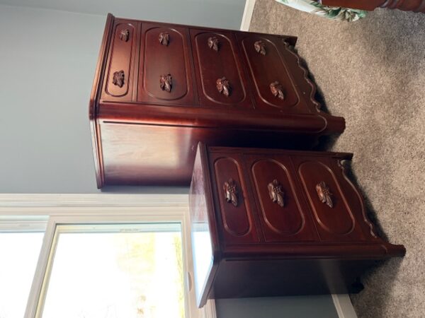 RV - TRUCK - SUV - FURNISHINGS - ANTIQUES