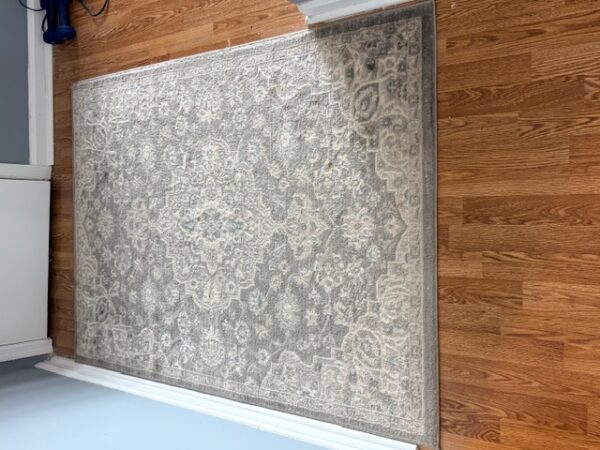 RV - TRUCK - SUV - FURNISHINGS - ANTIQUES