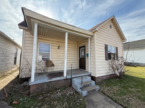 2 SINGLE FAMILY HOMES OR INVESTMENT PROPERTIES