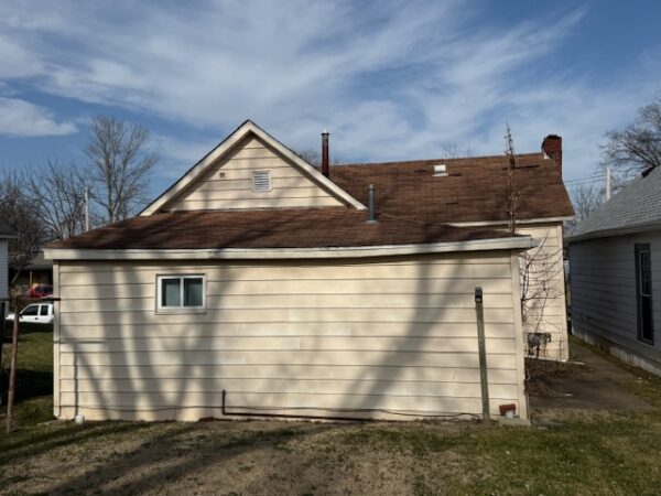 2 SINGLE FAMILY HOMES OR INVESTMENT PROPERTIES