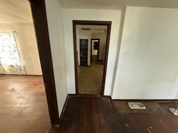 2 SINGLE FAMILY HOMES OR INVESTMENT PROPERTIES