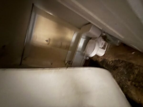 2 SINGLE FAMILY HOMES OR INVESTMENT PROPERTIES