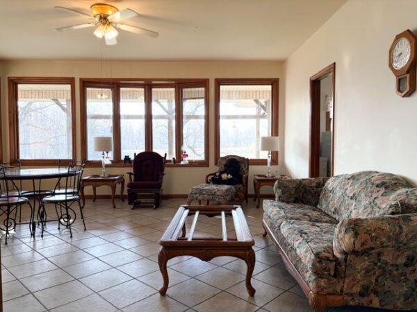 LIVE AUCTION - BEAUTIFUL BRICK HOME ON 3.21+/- ACRES - FURNISHINGS & TOOLS