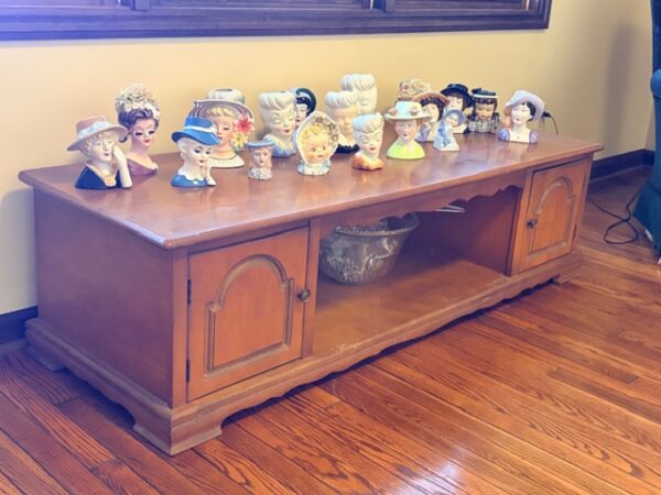 LIVE AUCTION - BEAUTIFUL BRICK HOME ON 3.21+/- ACRES - FURNISHINGS & TOOLS