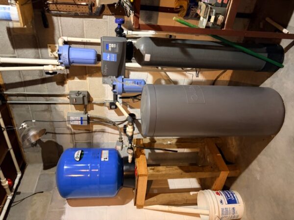 LIVE AUCTION - BEAUTIFUL BRICK HOME ON 3.21+/- ACRES - FURNISHINGS & TOOLS