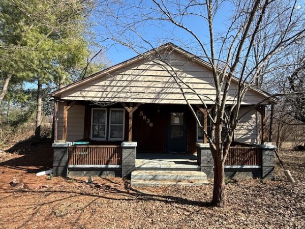 2 SINGLE FAMILY HOMES OR INVESTMENT PROPERTIES