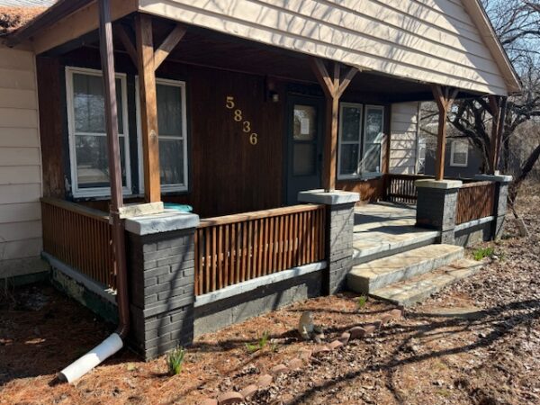 2 SINGLE FAMILY HOMES OR INVESTMENT PROPERTIES