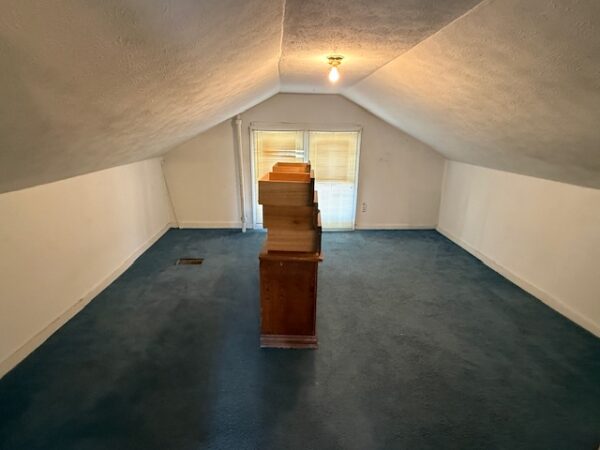 2 SINGLE FAMILY HOMES OR INVESTMENT PROPERTIES