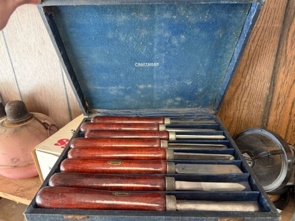 LIVE AUCTION - BEAUTIFUL BRICK HOME ON 3.21+/- ACRES - FURNISHINGS & TOOLS