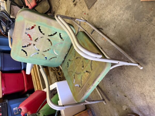 LIVE AUCTION - BEAUTIFUL BRICK HOME ON 3.21+/- ACRES - FURNISHINGS & TOOLS