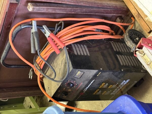 LIVE AUCTION - BEAUTIFUL BRICK HOME ON 3.21+/- ACRES - FURNISHINGS & TOOLS