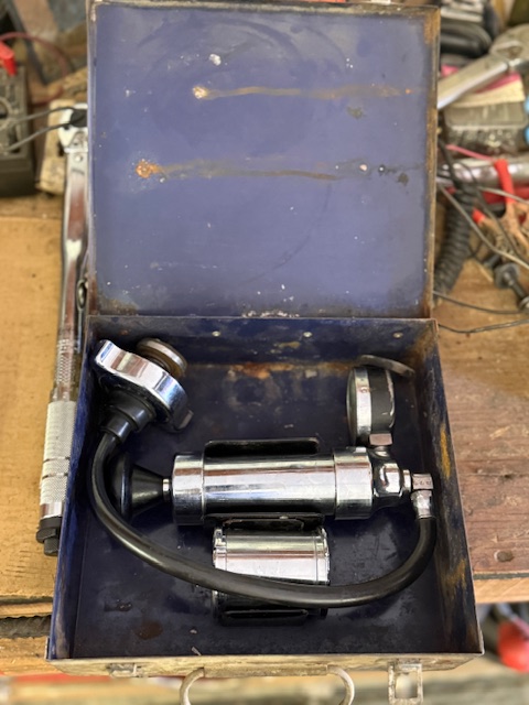 LIVE AUCTION - BEAUTIFUL BRICK HOME ON 3.21+/- ACRES - FURNISHINGS & TOOLS