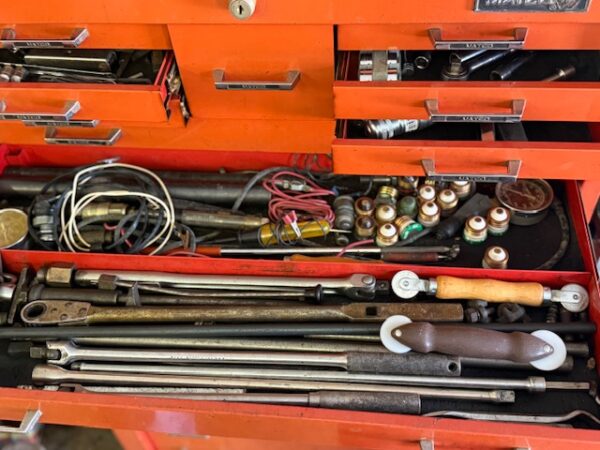 LIVE AUCTION - BEAUTIFUL BRICK HOME ON 3.21+/- ACRES - FURNISHINGS & TOOLS