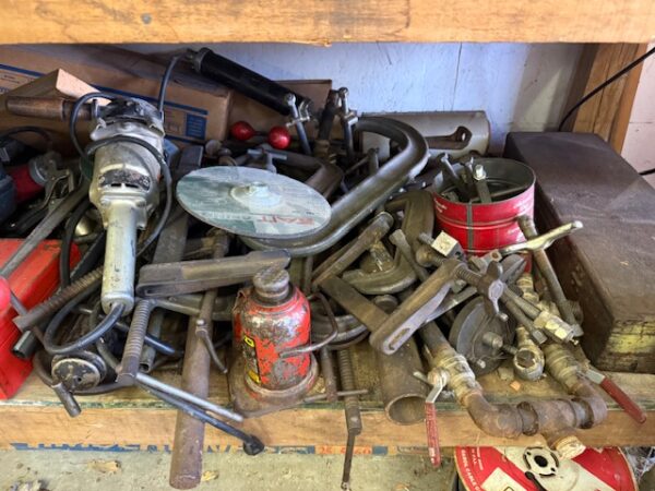 LIVE AUCTION - BEAUTIFUL BRICK HOME ON 3.21+/- ACRES - FURNISHINGS & TOOLS