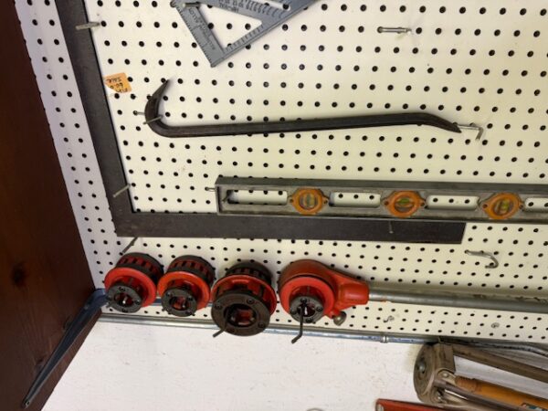 LIVE AUCTION - BEAUTIFUL BRICK HOME ON 3.21+/- ACRES - FURNISHINGS & TOOLS