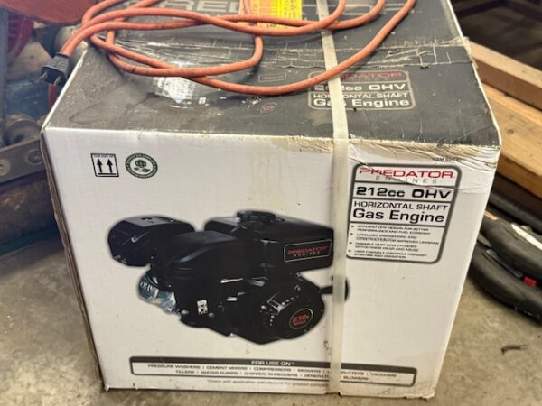 LIVE AUCTION - BEAUTIFUL BRICK HOME ON 3.21+/- ACRES - FURNISHINGS & TOOLS