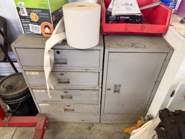 LIVE AUCTION - BEAUTIFUL BRICK HOME ON 3.21+/- ACRES - FURNISHINGS & TOOLS