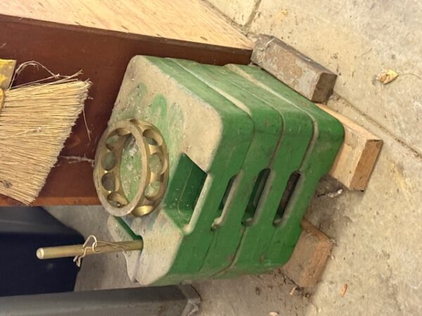 LIVE AUCTION - BEAUTIFUL BRICK HOME ON 3.21+/- ACRES - FURNISHINGS & TOOLS