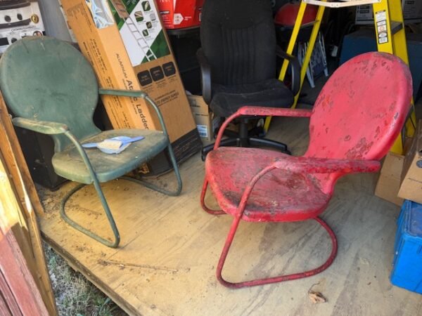 LIVE AUCTION - BEAUTIFUL BRICK HOME ON 3.21+/- ACRES - FURNISHINGS & TOOLS