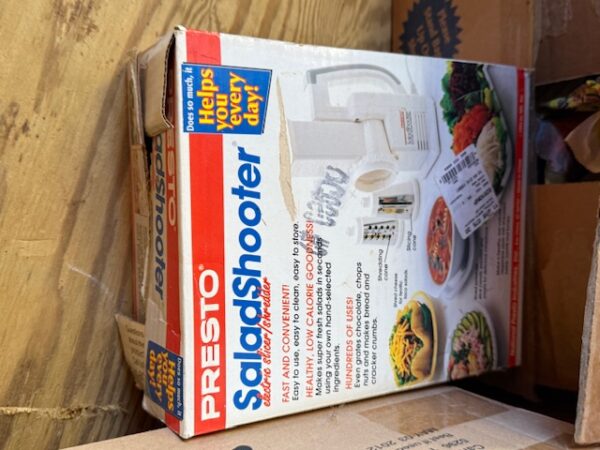 LIVE AUCTION - BEAUTIFUL BRICK HOME ON 3.21+/- ACRES - FURNISHINGS & TOOLS