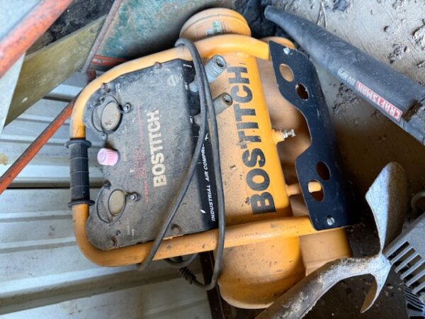 LIVE AUCTION - BEAUTIFUL BRICK HOME ON 3.21+/- ACRES - FURNISHINGS & TOOLS