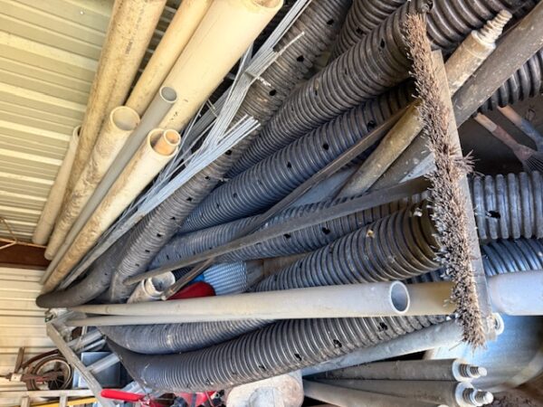 LIVE AUCTION - BEAUTIFUL BRICK HOME ON 3.21+/- ACRES - FURNISHINGS & TOOLS