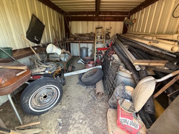 LIVE AUCTION - BEAUTIFUL BRICK HOME ON 3.21+/- ACRES - FURNISHINGS & TOOLS