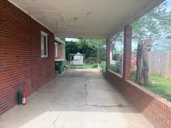 449 GLOVER DR., HENDERSON, KY 42420