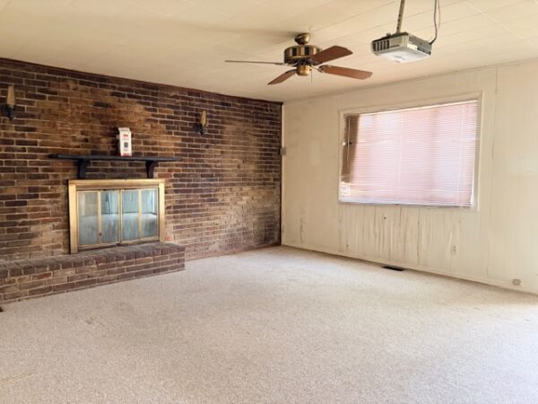 449 GLOVER DR., HENDERSON, KY 42420