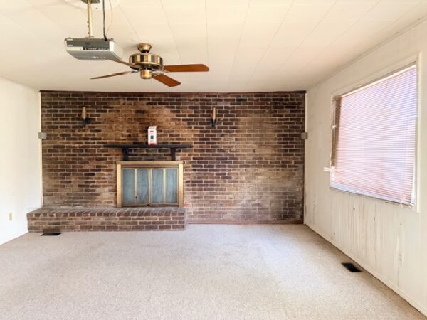 449 GLOVER DR., HENDERSON, KY 42420