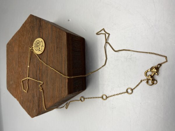 FURNISHINGS - ANTIQUES - LAWN & GARDEN