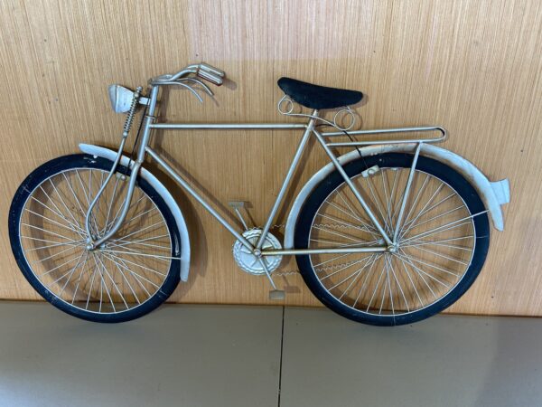 FURNISHINGS - ANTIQUES - LAWN & GARDEN