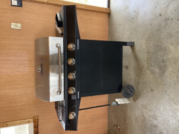 FURNISHINGS - ANTIQUES - LAWN & GARDEN