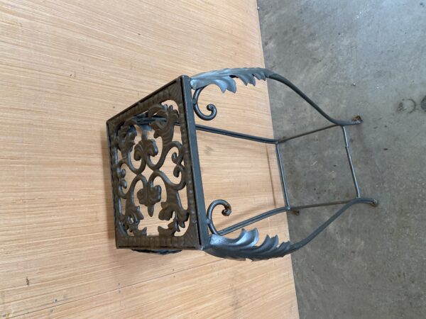 FURNISHINGS - ANTIQUES - LAWN & GARDEN