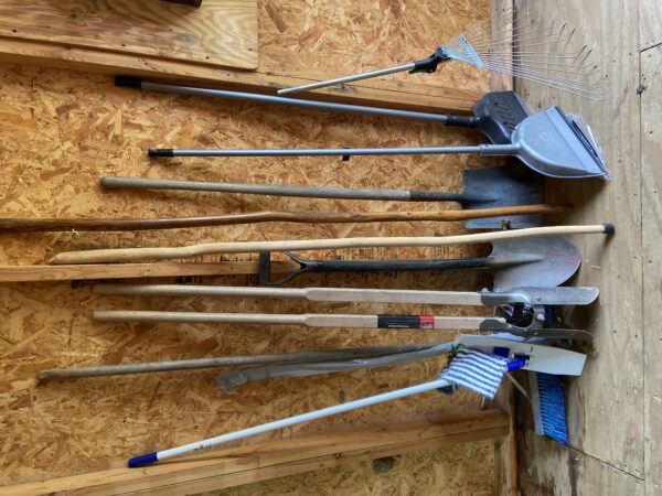 FURNISHINGS - ANTIQUES - LAWN & GARDEN