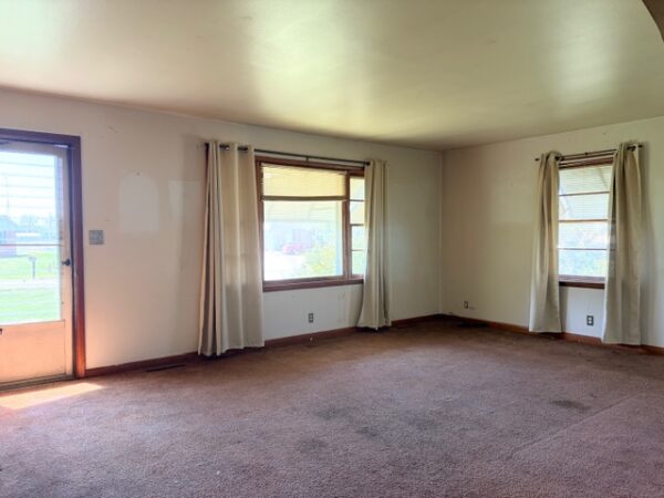 2 BEDROOM, 1 BATH HOME ON 1.65+/- ACRE LOT