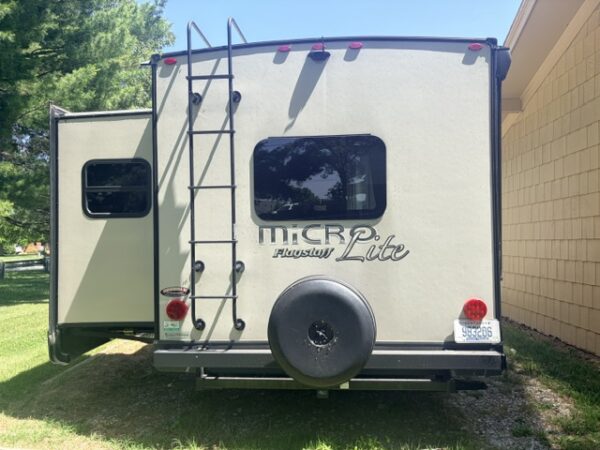 2021 FLAGSTAFF MICRO LITE RV