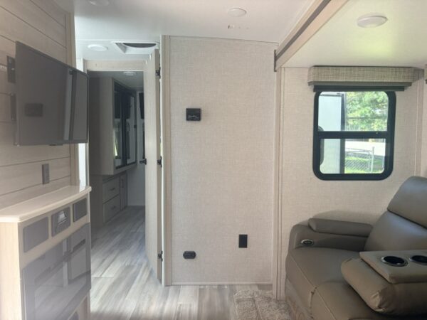 2021 FLAGSTAFF MICRO LITE RV