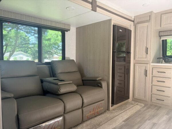 2021 FLAGSTAFF MICRO LITE RV