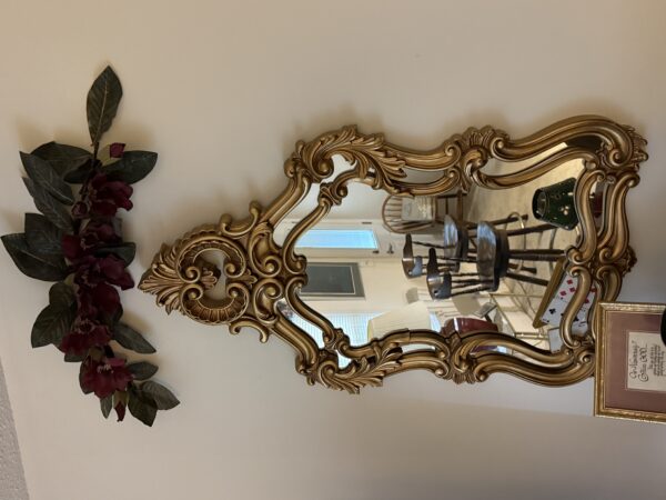 LIVE AUCTION - FURNISHINGS - DECOR - TOOLS - SHOP ITEMS