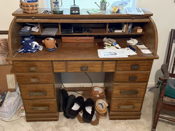 LIVE AUCTION - FURNISHINGS - DECOR - TOOLS - SHOP ITEMS