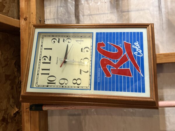 LIVE AUCTION - FURNISHINGS - DECOR - TOOLS - SHOP ITEMS