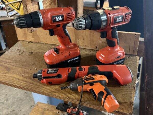 LIVE AUCTION - FURNISHINGS - DECOR - TOOLS - SHOP ITEMS