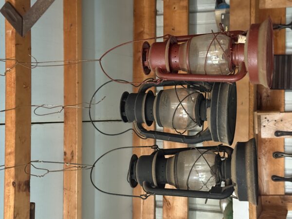 LIVE AUCTION - FURNISHINGS - DECOR - TOOLS - SHOP ITEMS