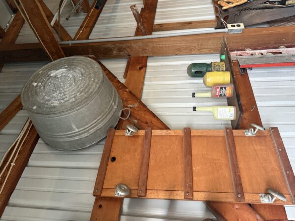 LIVE AUCTION - FURNISHINGS - DECOR - TOOLS - SHOP ITEMS