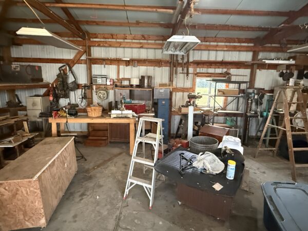 LIVE AUCTION - FURNISHINGS - DECOR - TOOLS - SHOP ITEMS