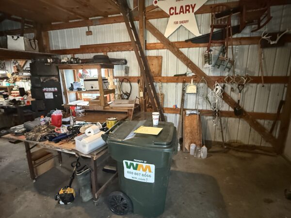 LIVE AUCTION - FURNISHINGS - DECOR - TOOLS - SHOP ITEMS