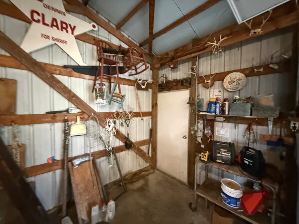 LIVE AUCTION - FURNISHINGS - DECOR - TOOLS - SHOP ITEMS